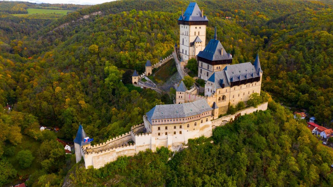 Gruppenreisen nach Tschechien - spektakuläre Burg Karlstein entdecken