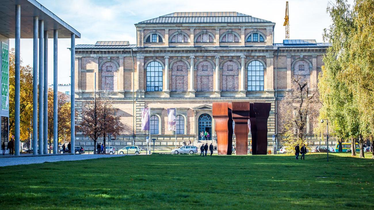 Gruppenreisen zu den Pinakotheken in München im Kunstareal